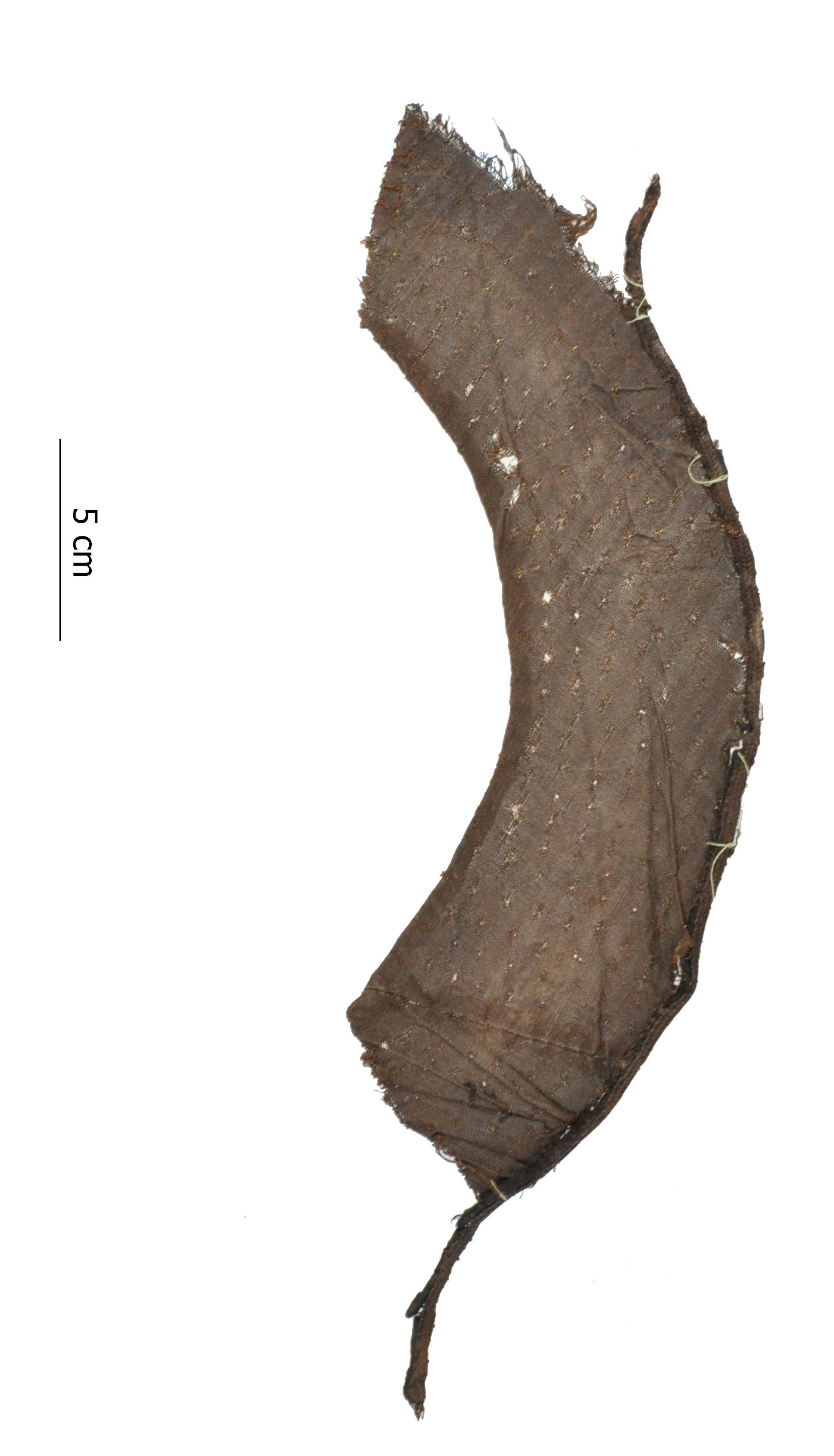 6 - Pinked silk hat brim find 54T51.1.jpg