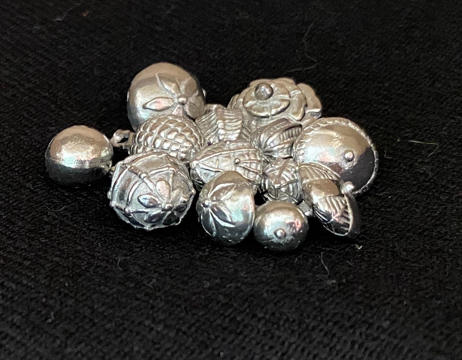 5 - Variety of buttons